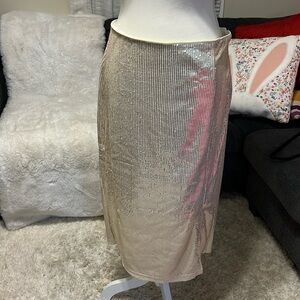 Gold sequin pensil skirt with side slit